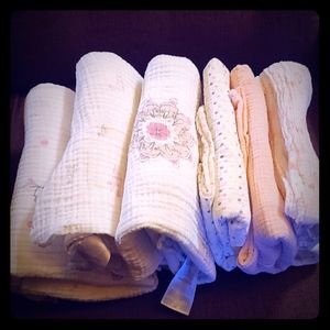 Lot of 6 muslin swaddle blankets